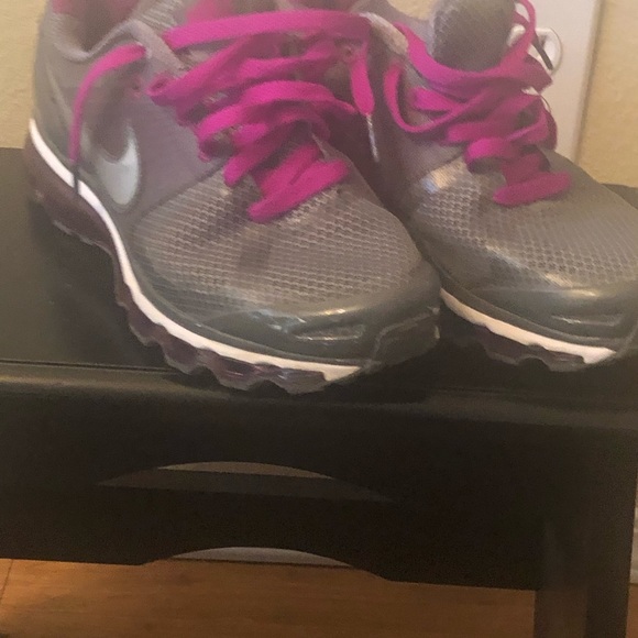 AirMax - Picture 2 of 3